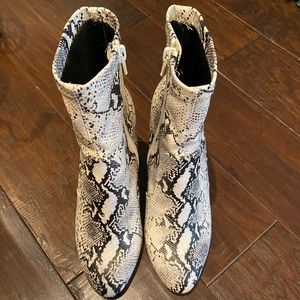 Steve Madden Women’s Boots
